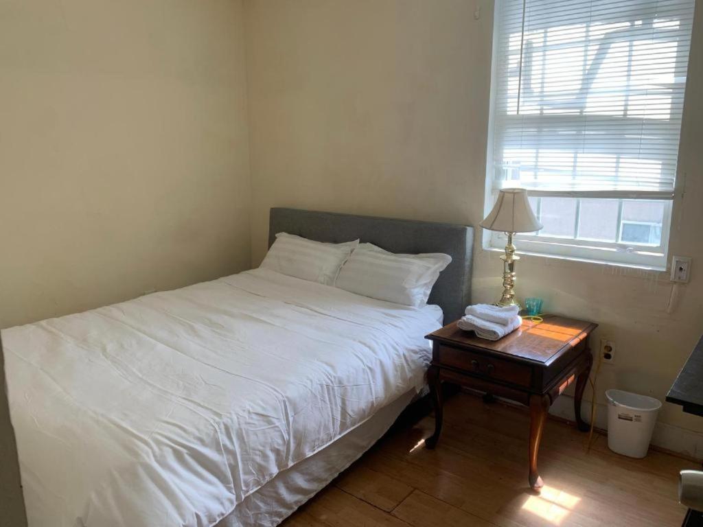 2131 Private Double Homestay
